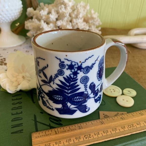 Vintage Stoneware Mug 🌀 - Picture 8 of 8